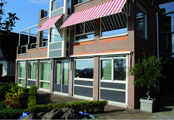 Zonwering, Markiezen, Screens, Zipscreens, buitenjaloezieën